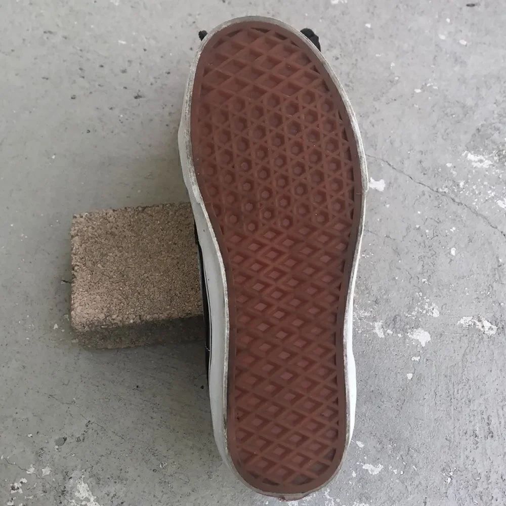 Vans high tops  - Picture 6 of 9